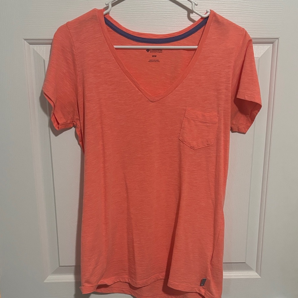 Columbia Coral V-Neck Women's Top